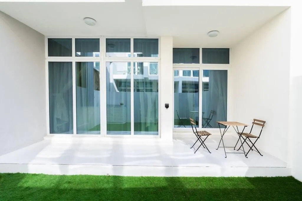 Lavish 3 Bedroom Villa-1