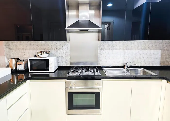 The Signature Vacation Homes In Downtown Dubai